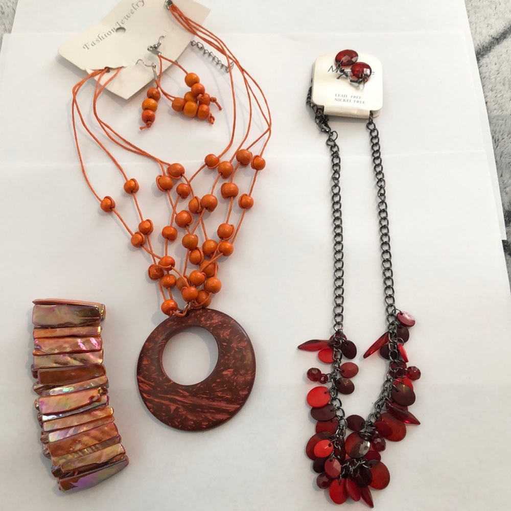 FREE 5 piece jewelry set